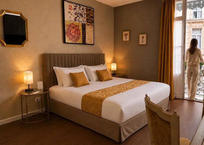 Hotel D'Aragon - Place De La Comedie - Montpellier